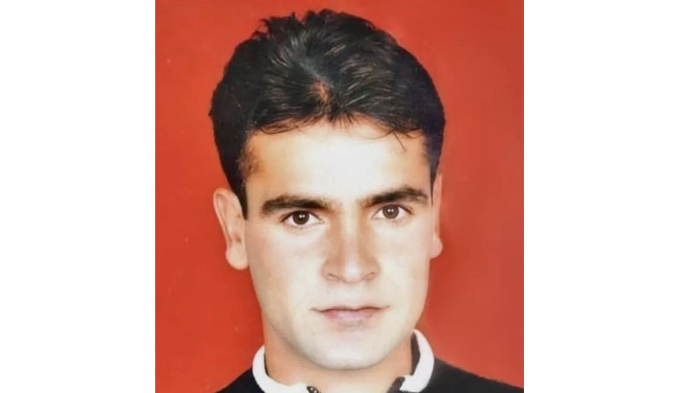 NSU kurbanının anıtına boyalı saldırı