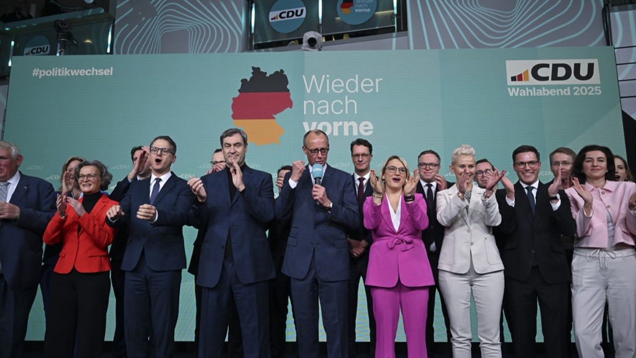 Almanya’daki seçimlerin galibi Merz, Sosyal Demokrat Parti ile hükümet kurmak istiyor