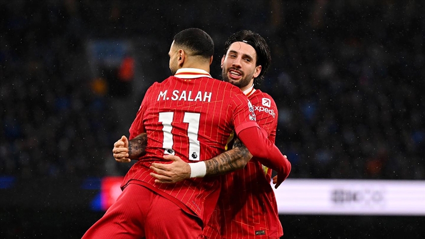Premier Lig’de Liverpool, doludizgin şampiyonluğa yürüyor