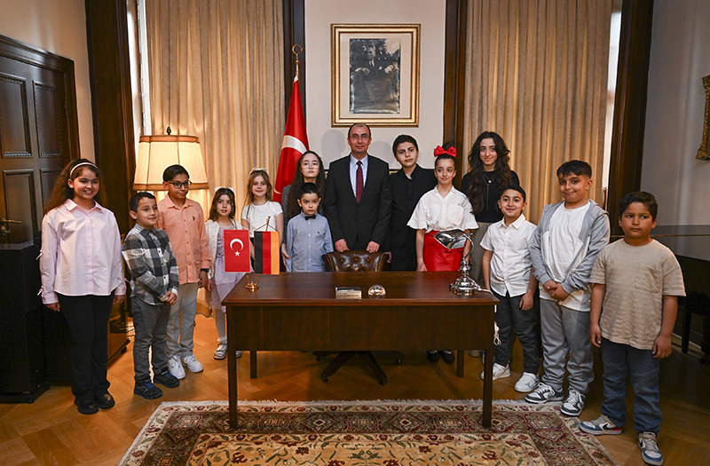 Almanya’da 23 Nisan Ulusal Egemenlik ve Çocuk Bayramı kutlandı