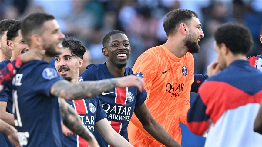 Avrupa’nın 5 büyük liginde şampiyonluğunu ilan eden ilk takım PSG oldu