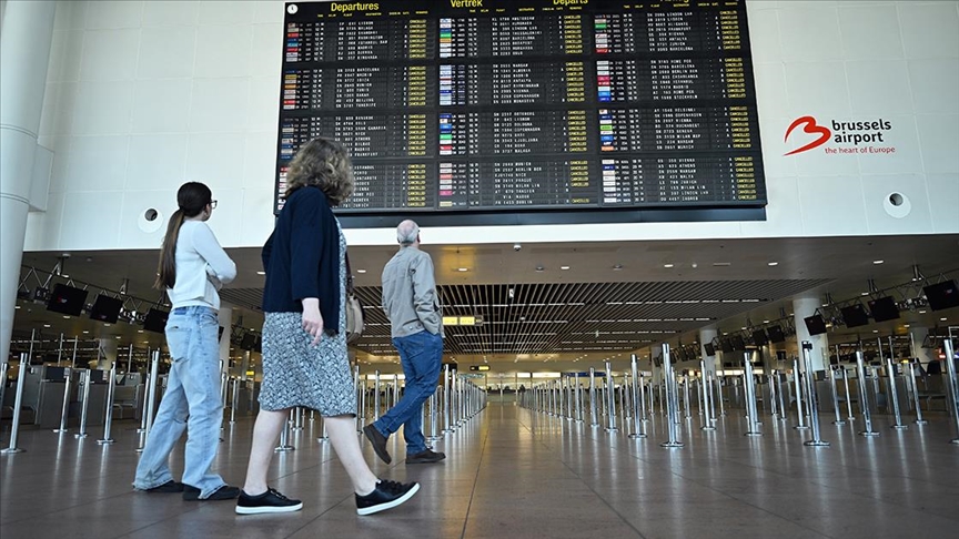 Belçika’da çalışanlar greve gitti (VİDEO)