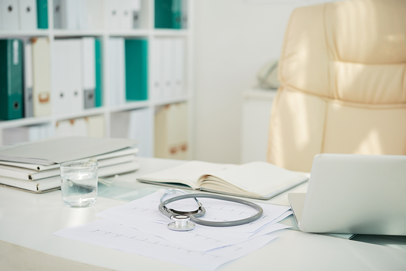 Doktorlar kaçırılan randevular için 100 Euro’ya kadar ceza istedi (VİDEO)