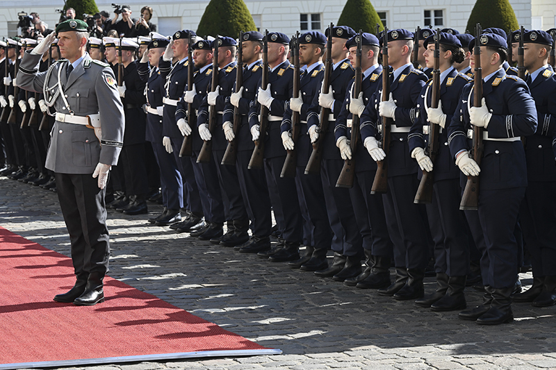 Alman ordusu hava savunmasına büyük yatırım yapmaya hazırlanıyor