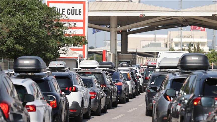 Yurt Dışından Türkiye’ye Gümrük Vergisi Ödemeden Araç Getirme Şartları
