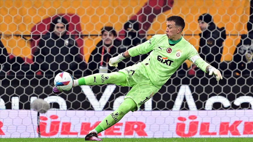 Galatasaray’ın en istikrarlısı kaptan Muslera
