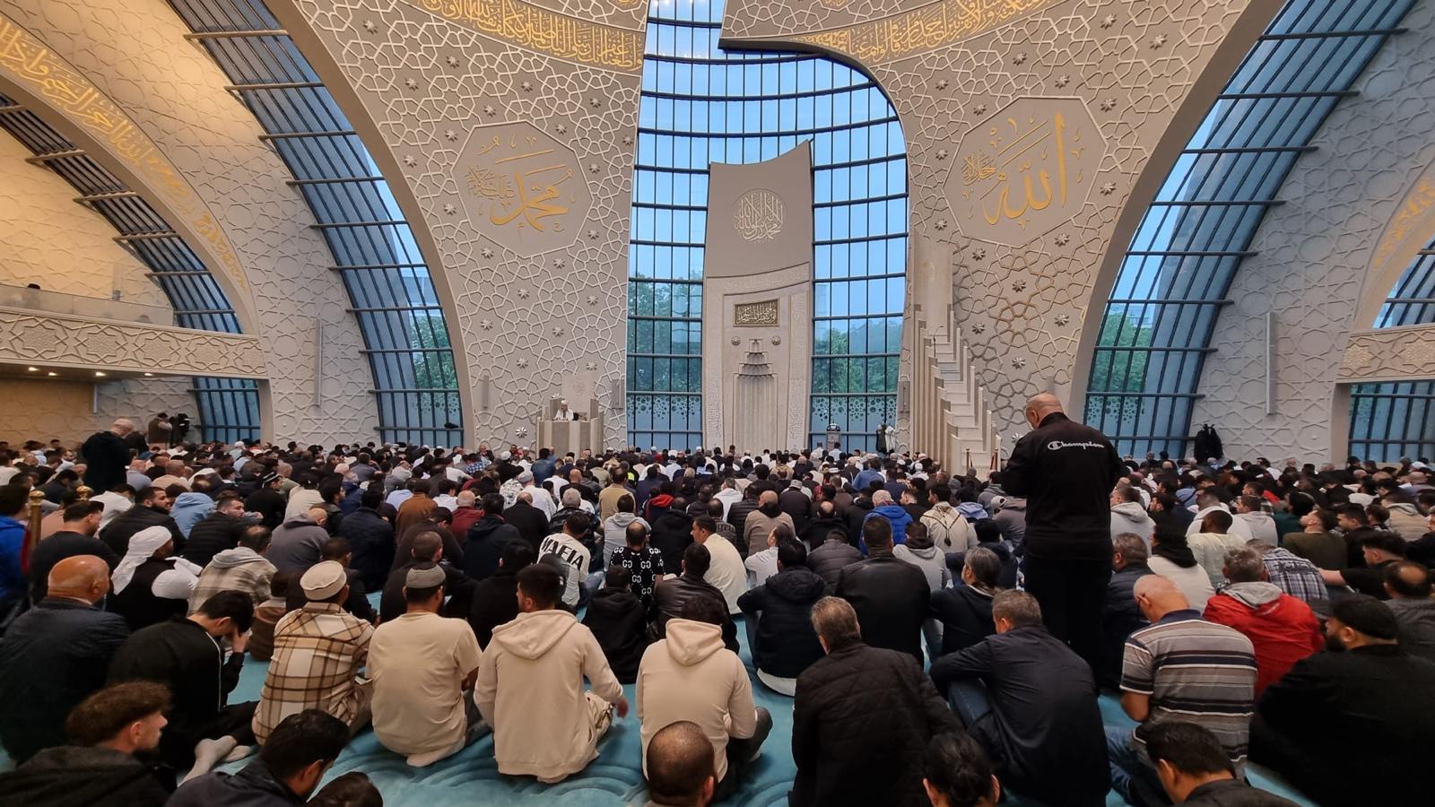 Almanya’da Kurban Bayramı namazı kılındı
