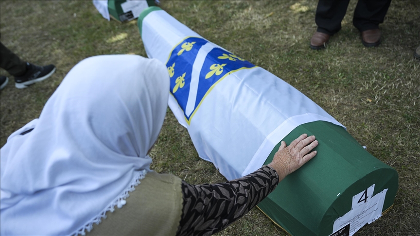 Srebrenitsa Soykırımı’nın 7 kurbanı daha defnedildi