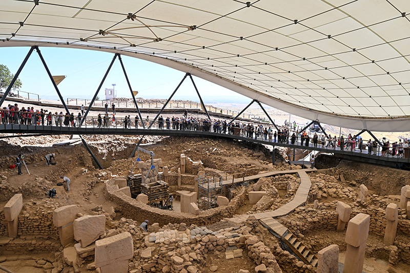 Göbeklitepe’de bulunan insan heykeli Neolitik Dönem algılarını yeniden şekillendiriyor (VİDEO)