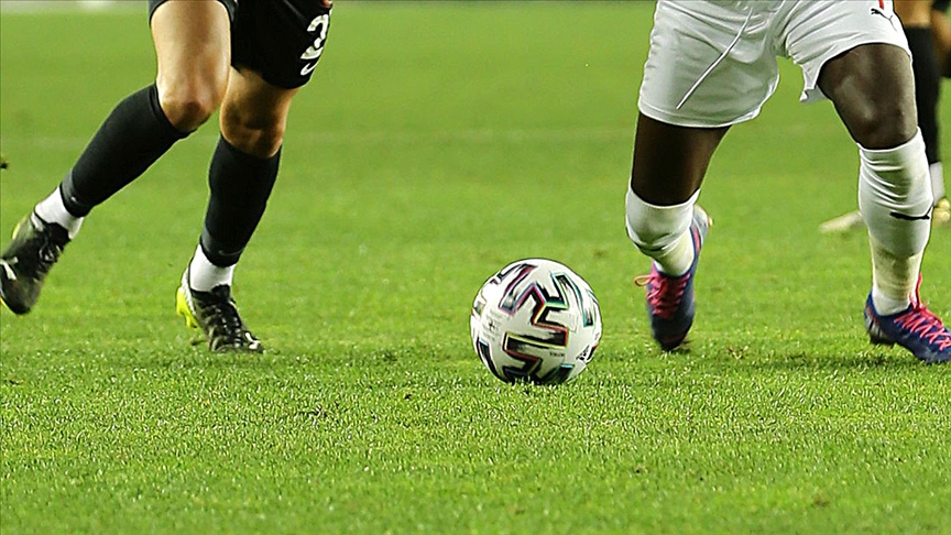 Süper Lig takımları, 213 transferin 149’unu yurt dışından getirdi