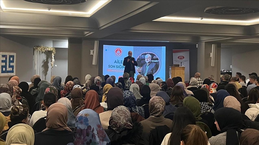 Berlin’de „Aile: Son Sığınak“ konferansı düzenlendi