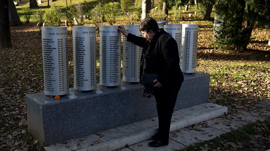 Saraybosnalılar, savaşta para karşılığı yakınlarını öldüren „katillerin“ bulunmasını istiyor