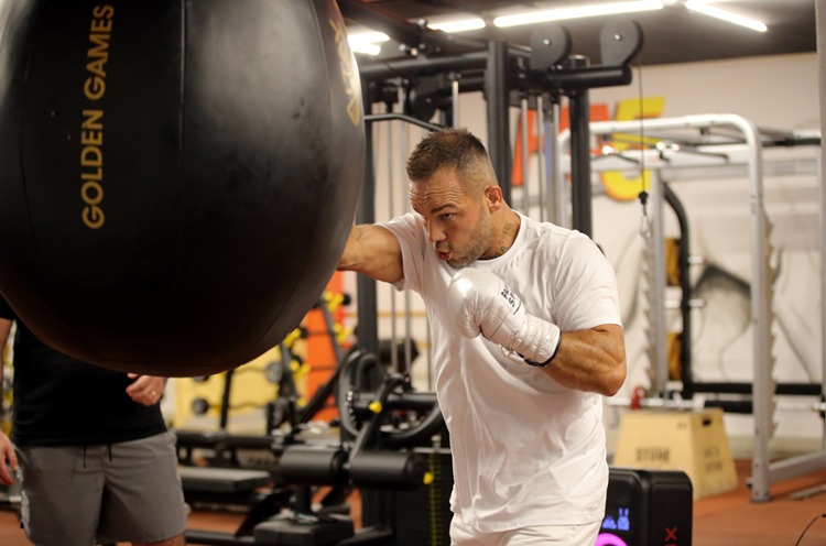 „Demir Yumruk“ Şükrü Altay, WBC Orta Doğu ünvanı için ringe çıkacak