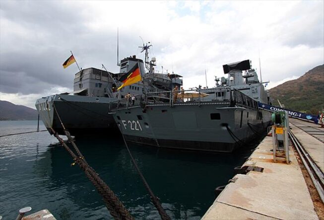 ALMANYA DONANMA GEMİ