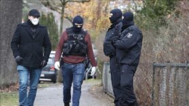 POLİS ALMANYA BASKİN