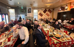 İsveç'te farklı inanç gruplarının temsilcileri iftarda buluştu