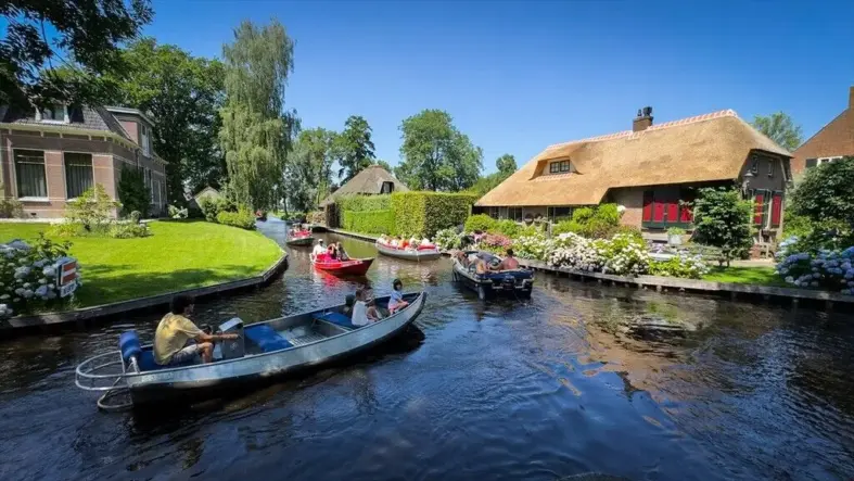 Giethoorn1