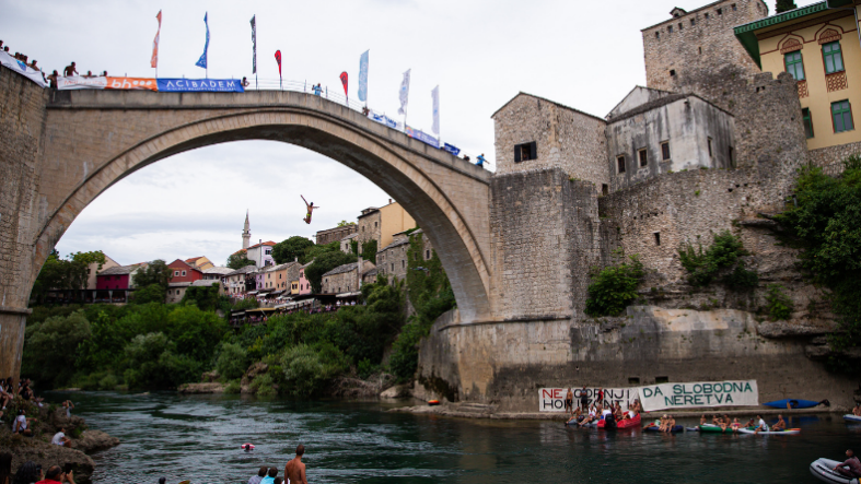 Mostar Köprüsü