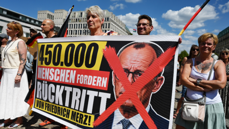 merz protesto