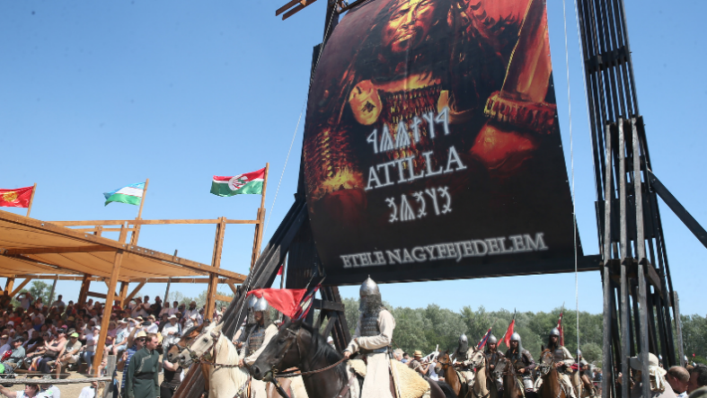 Kurultay macaristan