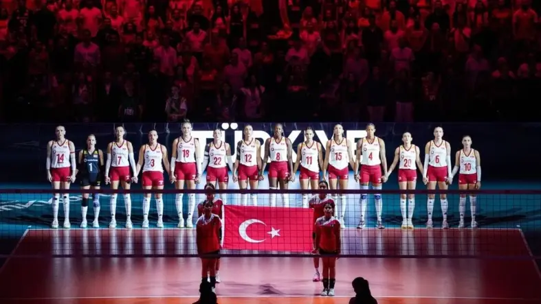 A MİLLİ KADIN VOLEYBOL TAKIMI, ÜST ÜSTE İKİNCİ KEZ AVRUPA ŞAMPİYONU